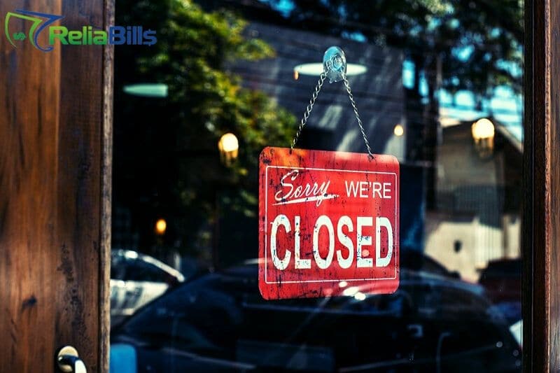 A signage that shows that the business is closed because of COVID-19